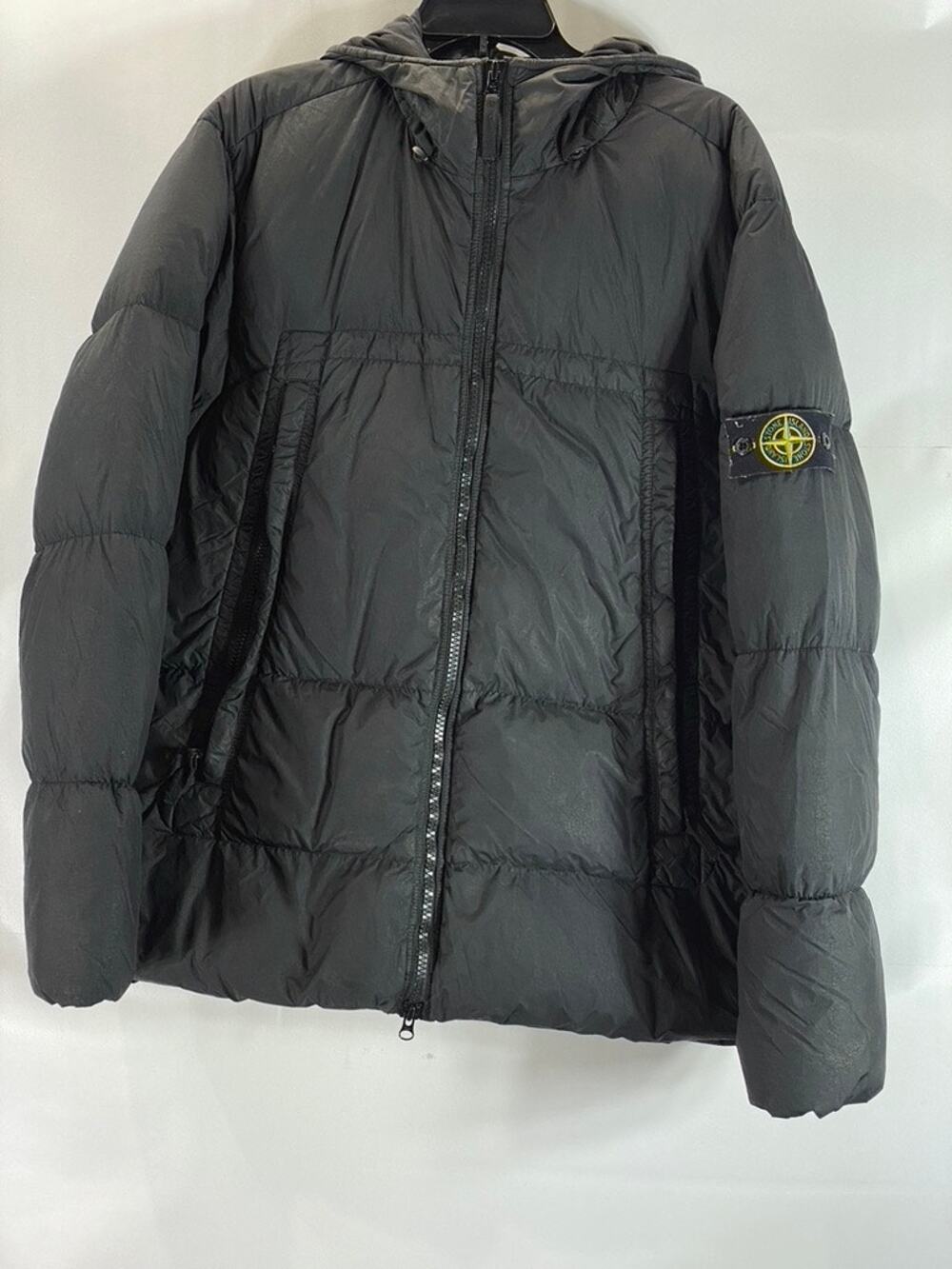 STONE ISLAND Men's Black Crinkle Reps Regular-Fit Zip-Up Puffer Jacket SZ XL